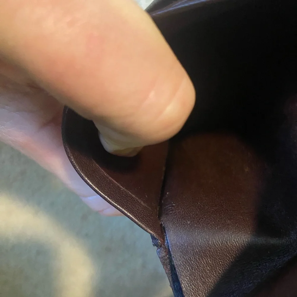 Louis Vuitton Vernis Kisslock compact wallet